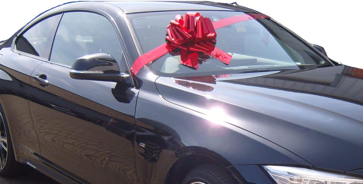 Big Red Car Bows, Giant Bows For New Cars - Next Day UK Delivery